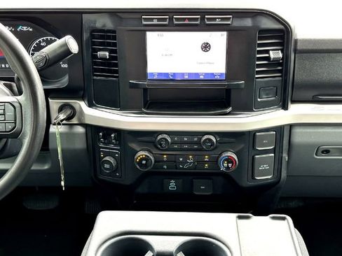 Used 2024 Ford F250 XLT AWD/4WD image 26