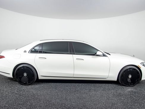 Used 2023 Mercedes-Benz Maybach S 580 4MATIC image 12
