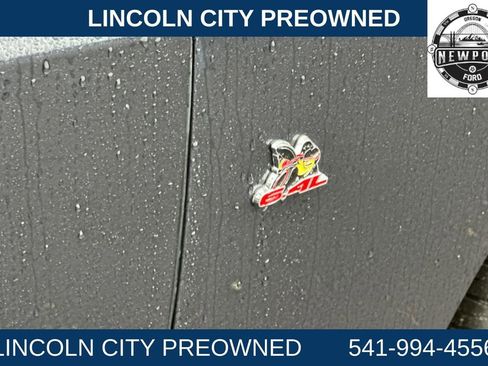 Used 2018 Dodge Challenger R/T Scat Pack w/ Leather Interior Group image 25