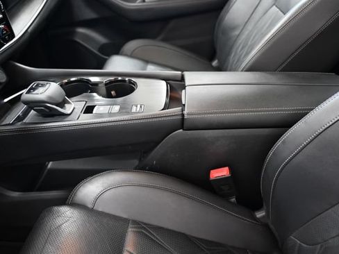 Used 2021 Nissan Rogue Platinum FWD image 23