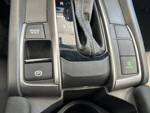 Used 2017 Honda Civic Sport image 37