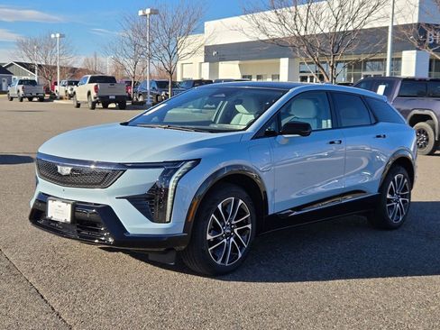 New 2025 Cadillac Optiq Sport 1 image 37