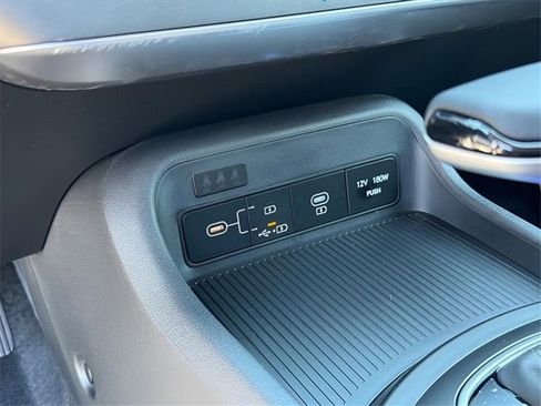 New 2025 Hyundai Kona SEL image 18