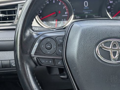 Used 2023 Toyota Camry XSE FWD image 15