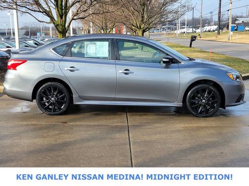 Used 2018 Nissan Sentra SR w/ SR Midnight Edition Package image 2
