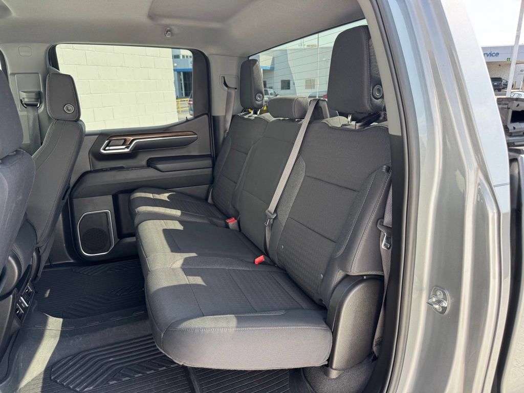 Used 2024 Chevrolet Silverado 1500 RST AWD/4WD image 20