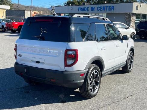 Certified 2024 Ford Bronco Sport Outer Banks w/ Tech Package image 3