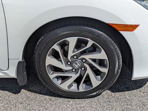 Used 2017 Honda Civic EX image 12