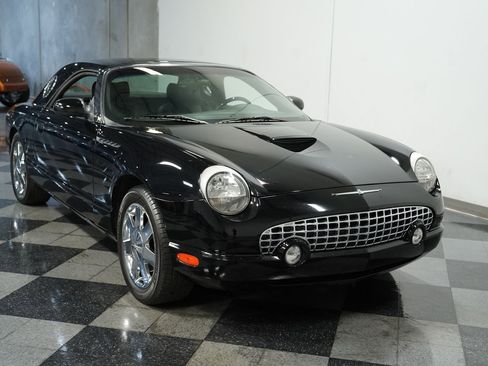 Used 2002 Ford Thunderbird image 15