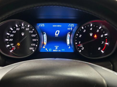 Used 2019 Maserati Levante GranLusso image 29