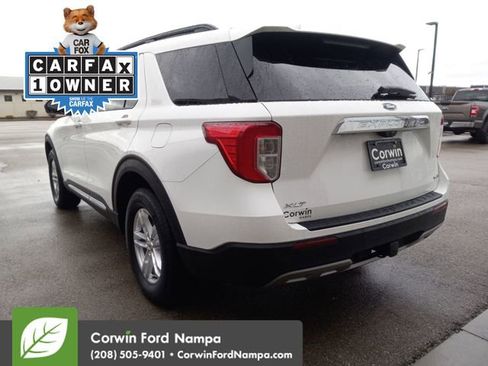 Used 2020 Ford Explorer XLT w/ Equipment Group 202A image 5