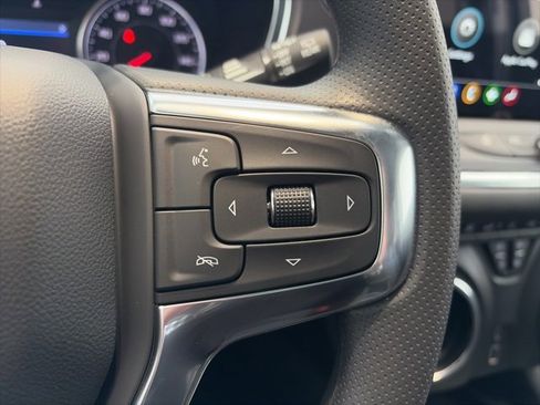 New 2025 Chevrolet Blazer LT w/ Convenience Package image 18