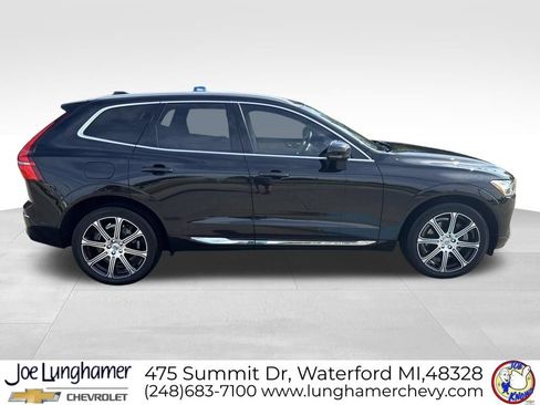 Used 2021 Volvo XC60 T6 Inscription w/ Advanced Package AWD/4WD image 2