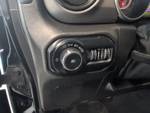 Used 2019 Jeep Wrangler Sport w/ Quick Order Package 28S image 15