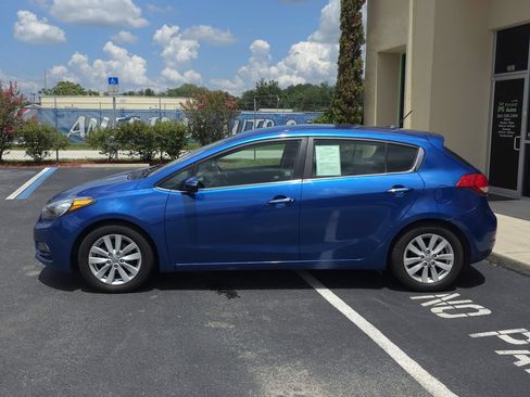 Used 2014 Kia Forte EX w/ Protection Package FWD image 8