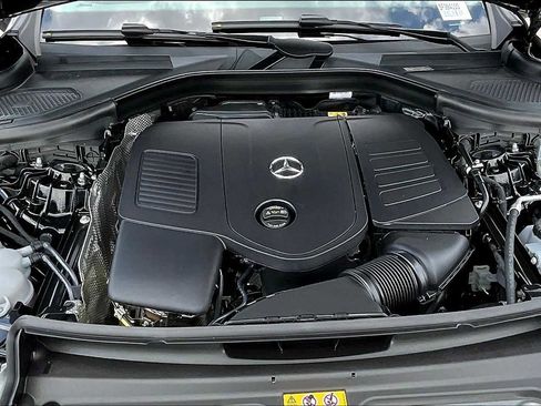 New 2025 Mercedes-Benz GLC 350e GLC 350e image 16