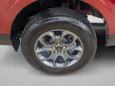 Certified 2025 Ford Maverick XLT w/ Equipment Group 302A AWD/4WD image 26