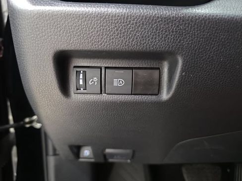 Certified 2025 Toyota RAV4 XLE AWD/4WD image 21