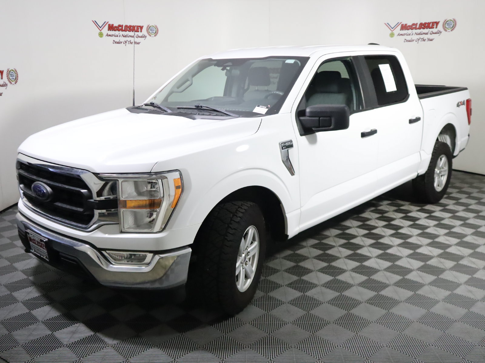 Used 2022 Ford F150 XLT w/ Trailer Tow Package AWD/4WD image 16