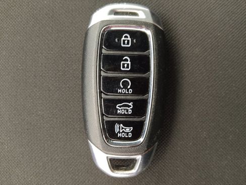 Used 2023 Hyundai Elantra SEL w/ Convenience Package image 32