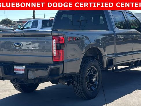 Used 2023 Ford F250 Lariat w/ Sport Appearance Package image 5