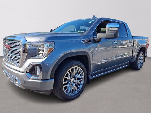 Used 2019 GMC Sierra 1500 Denali w/ Denali Ultimate Package AWD/4WD image 3
