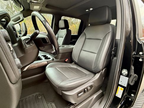 Used 2022 Chevrolet Silverado 2500 LTZ w/ LTZ Plus Package image 16