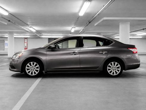 Used 2015 Nissan Sentra SV w/ Cold Weather Package FWD image 15