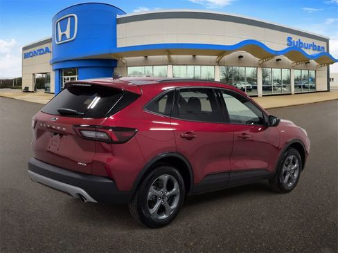 Used 2025 Ford Escape ST-Line image 8