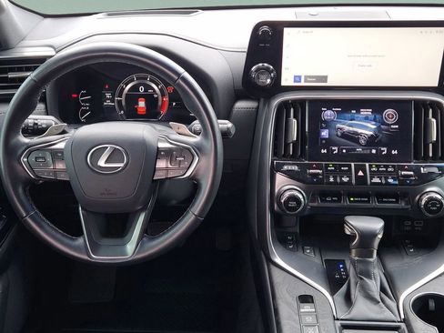 Used 2023 Lexus LX 600 4WD w/ Appearance Package image 27