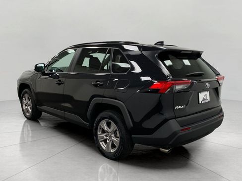 Used 2025 Toyota RAV4 XLE AWD/4WD image 7