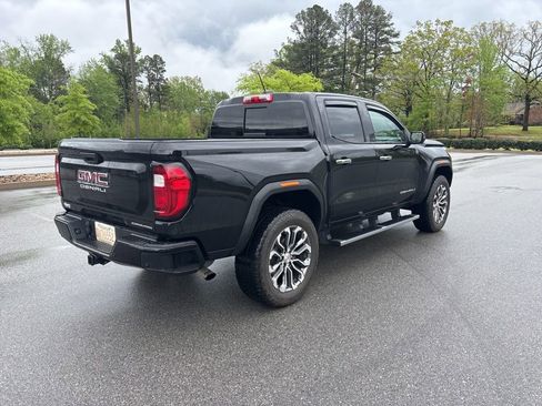 Used 2024 GMC Canyon Denali image 3