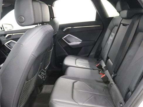 Used 2023 Audi Q3 2.0T Premium image 13