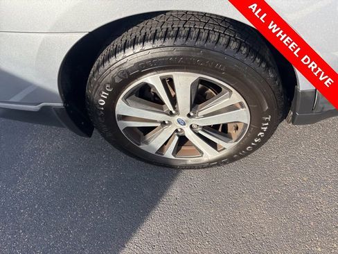 Used 2019 Subaru Outback 2.5i Limited image 31