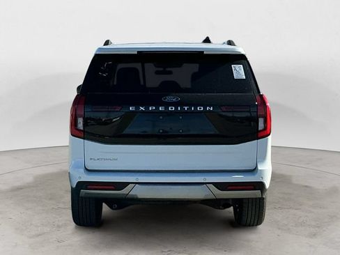 Certified 2025 Ford Expedition Platinum AWD/4WD image 4