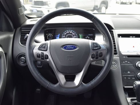 Used 2018 Ford Taurus SEL w/ Equipment Group 201A image 11