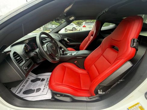 Used 2015 Chevrolet Corvette Stingray Coupe RWD image 22