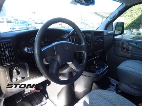 Used 2007 GMC Savana 2500 w/ Power and Light Package image 12