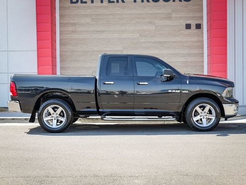 Used 2010 Dodge Ram 1500 Truck SLT w/ SLT Plus D←cor Group AWD/4WD image 2