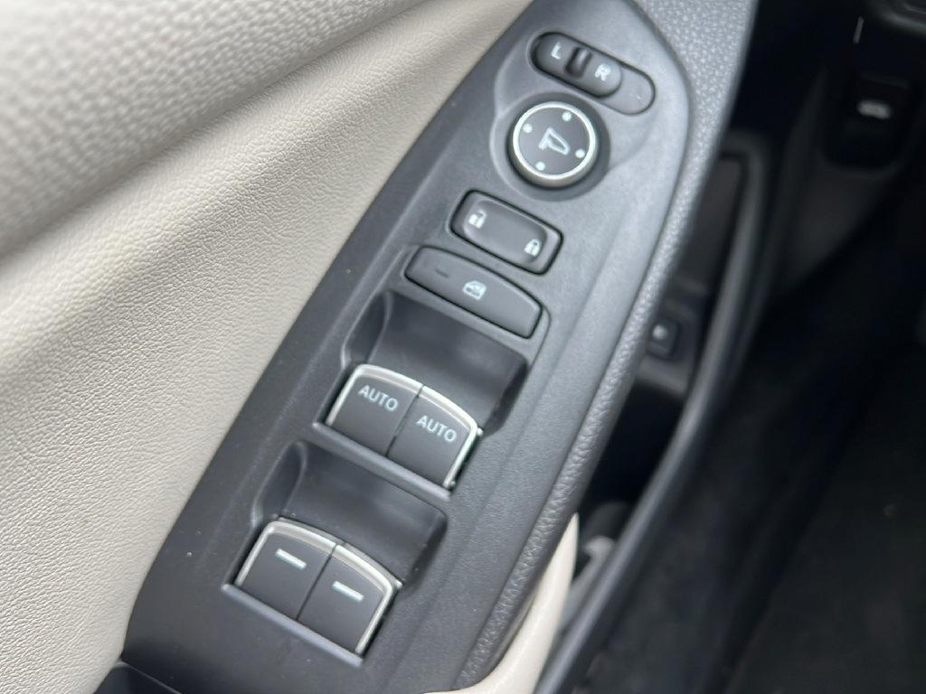 Used 2022 Honda Accord EX-L image 27