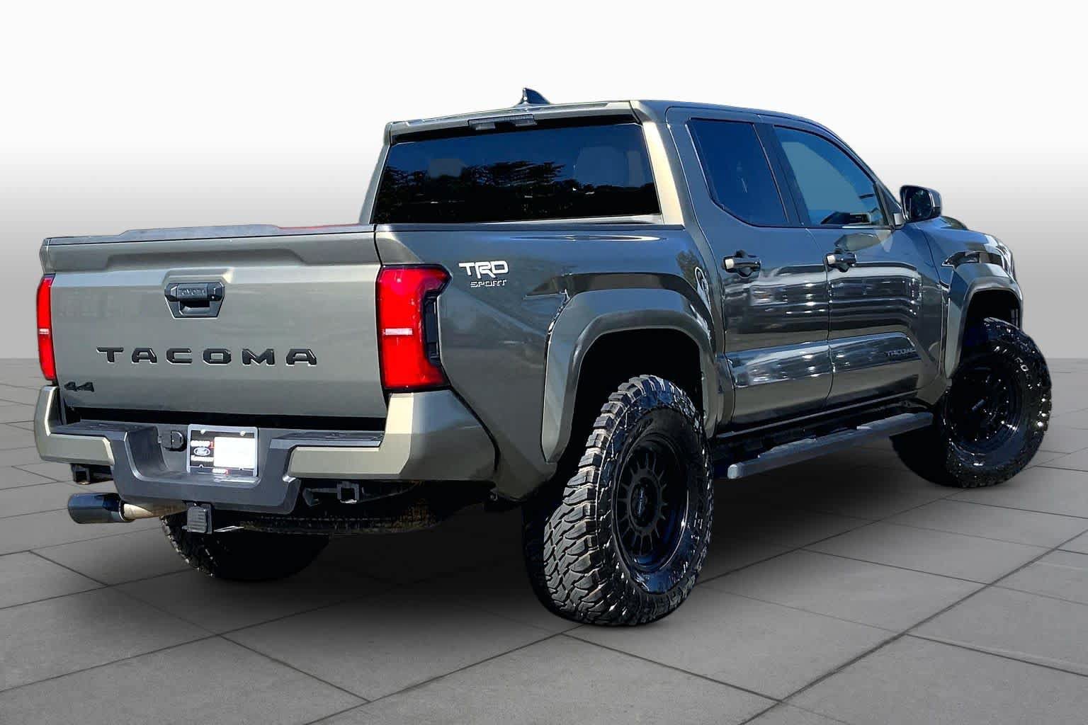 Used 2026 Toyota Tacoma TRD Sport AWD/4WD image 13