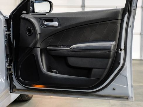 Used 2022 Dodge Charger R/T w/ Blacktop Package image 48