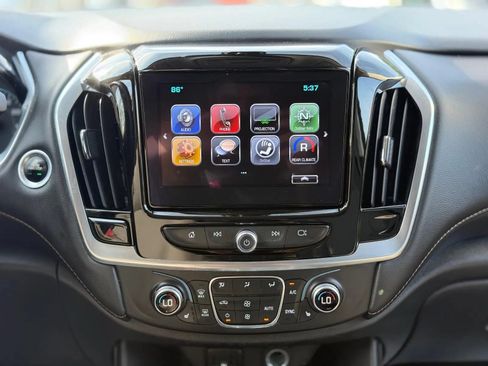 Used 2019 Chevrolet Traverse LT w/ LPO, Floor Liner Package AWD/4WD image 20