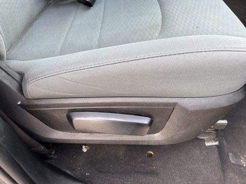 Used 2020 RAM 1500 Classic SLT image 43