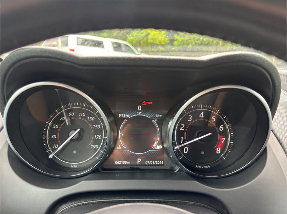 Used 2017 Jaguar F-TYPE Coupe RWD image 22