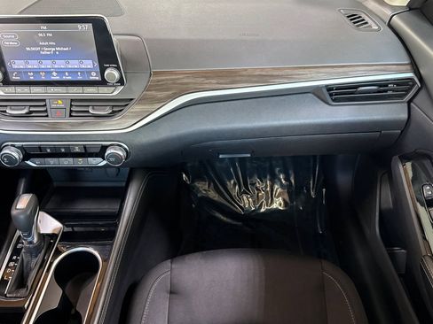 Used 2023 Nissan Altima 2.5 SV image 29