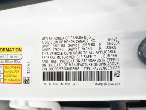 Certified 2025 Honda Civic Sport image 31