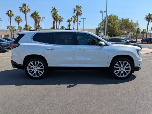 Used 2024 GMC Acadia Denali w/ Super Cruise Package FWD image 6