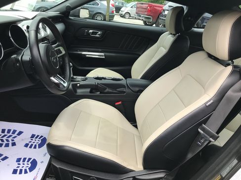 Used 2015 Ford Mustang GT Premium RWD image 22