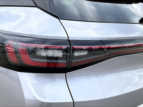 Used 2024 Volkswagen ID.4 S image 22